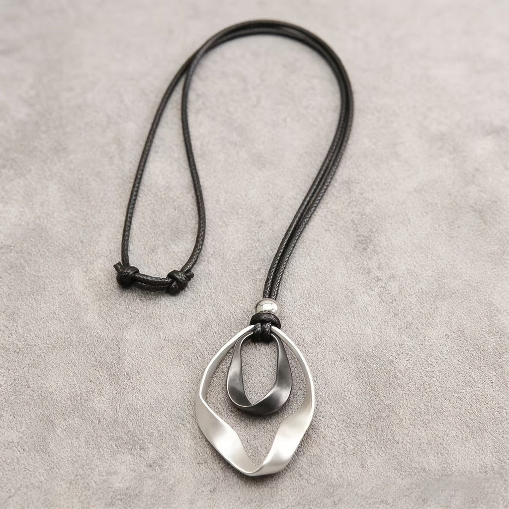 Elegant Adjustable Sculptural Twisted Teardrop Pendant Necklace