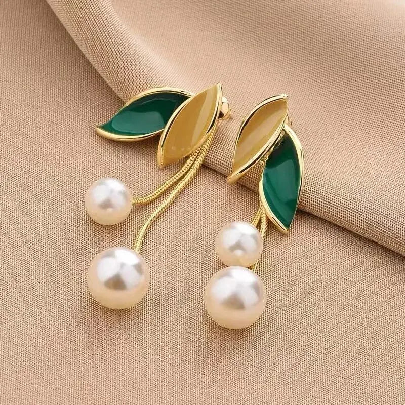 Emerald Leaf Duo Pearl Dangle Earrings